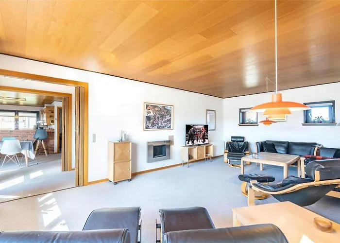 786-hvide-sande-vinbjergvej-8 *