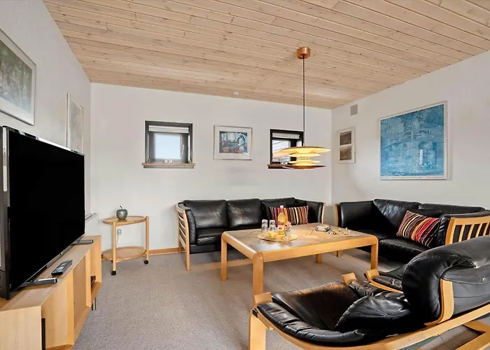 786-hvide-sande-vinbjergvej-8 *